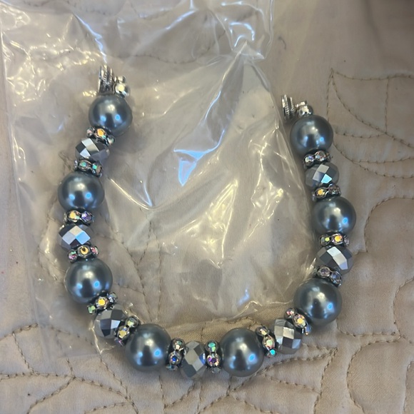 Handmade magnetic bracelet, beaded grey, and silver will come W box & dust bag￼ - Picture 3 of 3